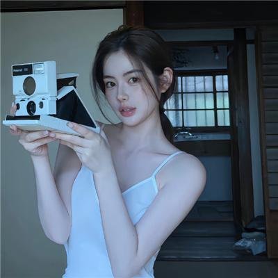蓝天使海报